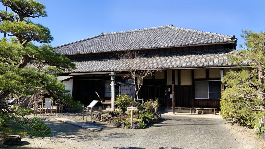 黒田代官屋敷の母屋の様子。