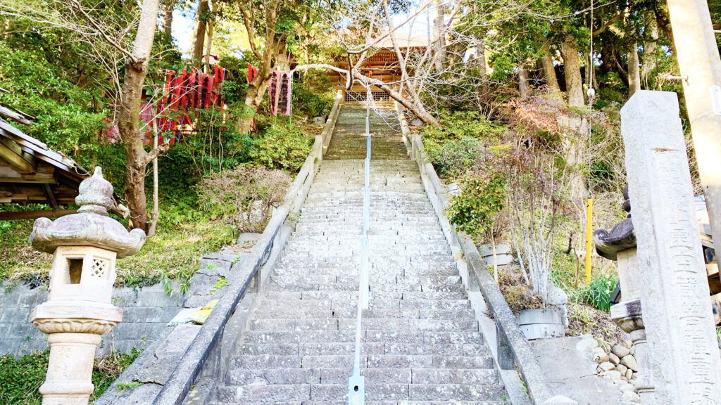 虚空蔵山福蔵院 正面階段