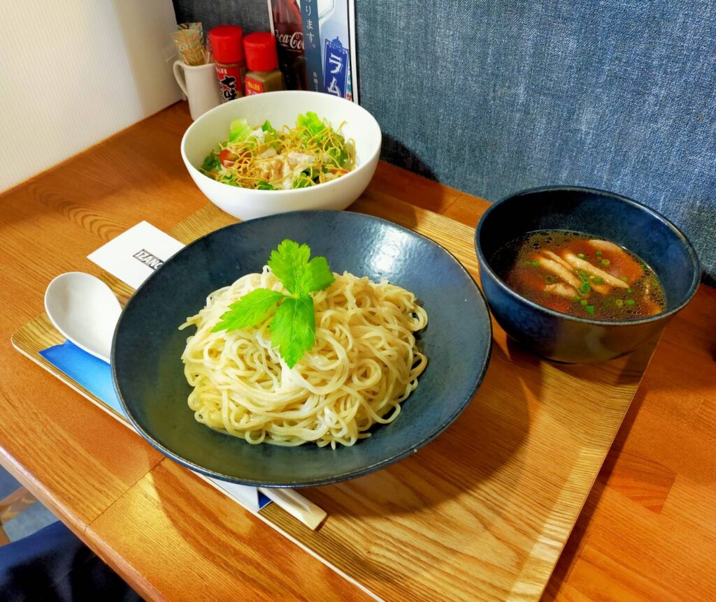 異色の３種らぁ麺 Izanow の醤油 ぶた かものらぁ麺が爆誕 21年3月オープン 菊川市のインスタ映え 観光地 グルメなら 菊川ナビ